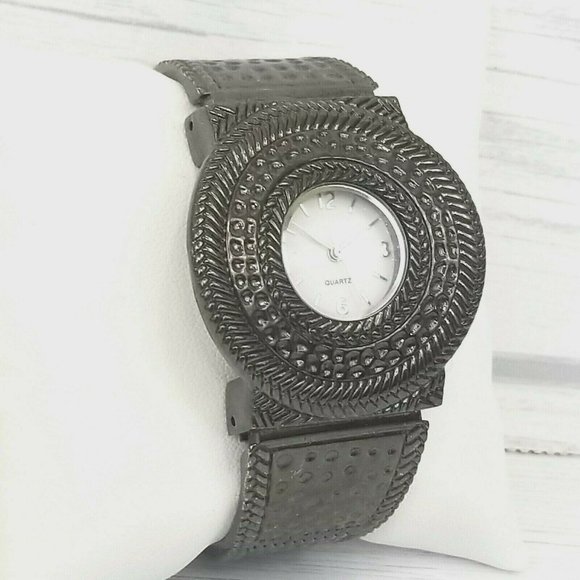 Women's Cuff Bracelet Watch H2 - Picture 2 of 7